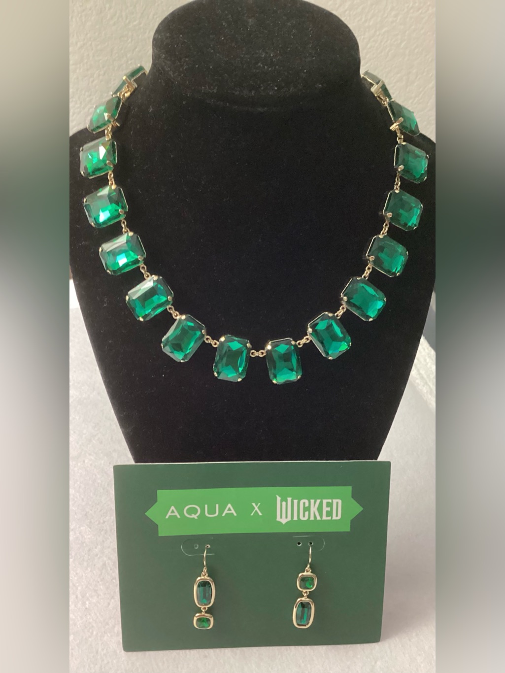 Aqua X Wicked Green Faceted Statement Necklace And Drop Earrings Set